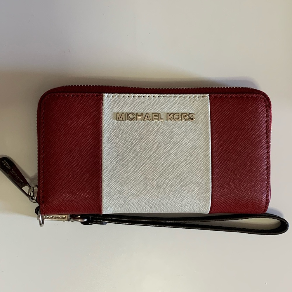 Michael Kors Leather Wristlet